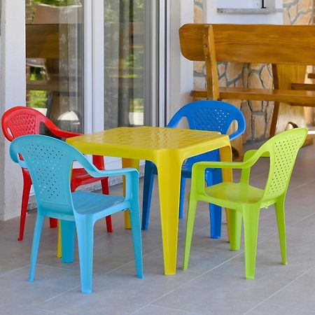 Gabonjin Vacation House Ulika מראה חיצוני תמונה