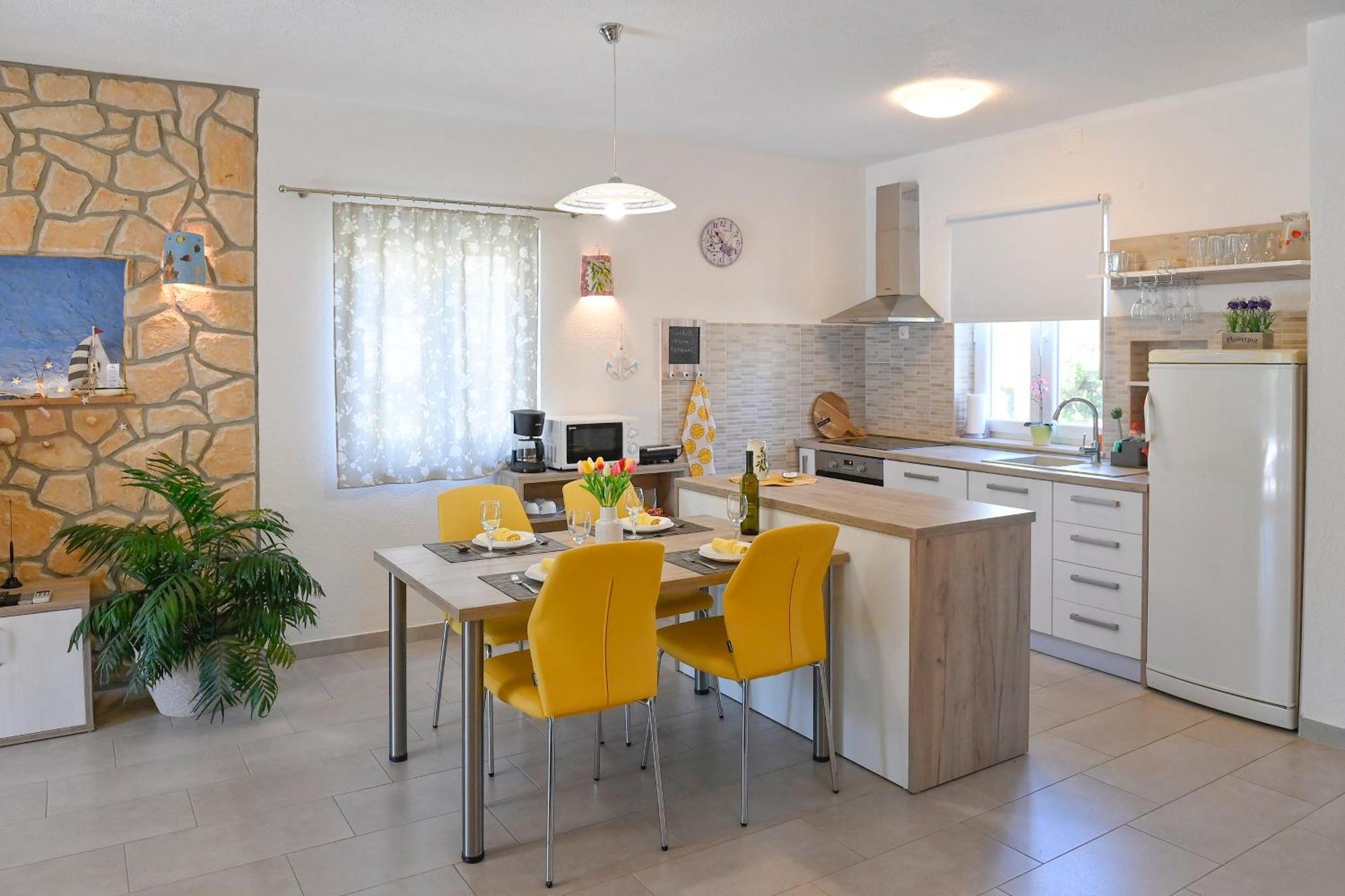 Gabonjin Vacation House Ulika מראה חיצוני תמונה