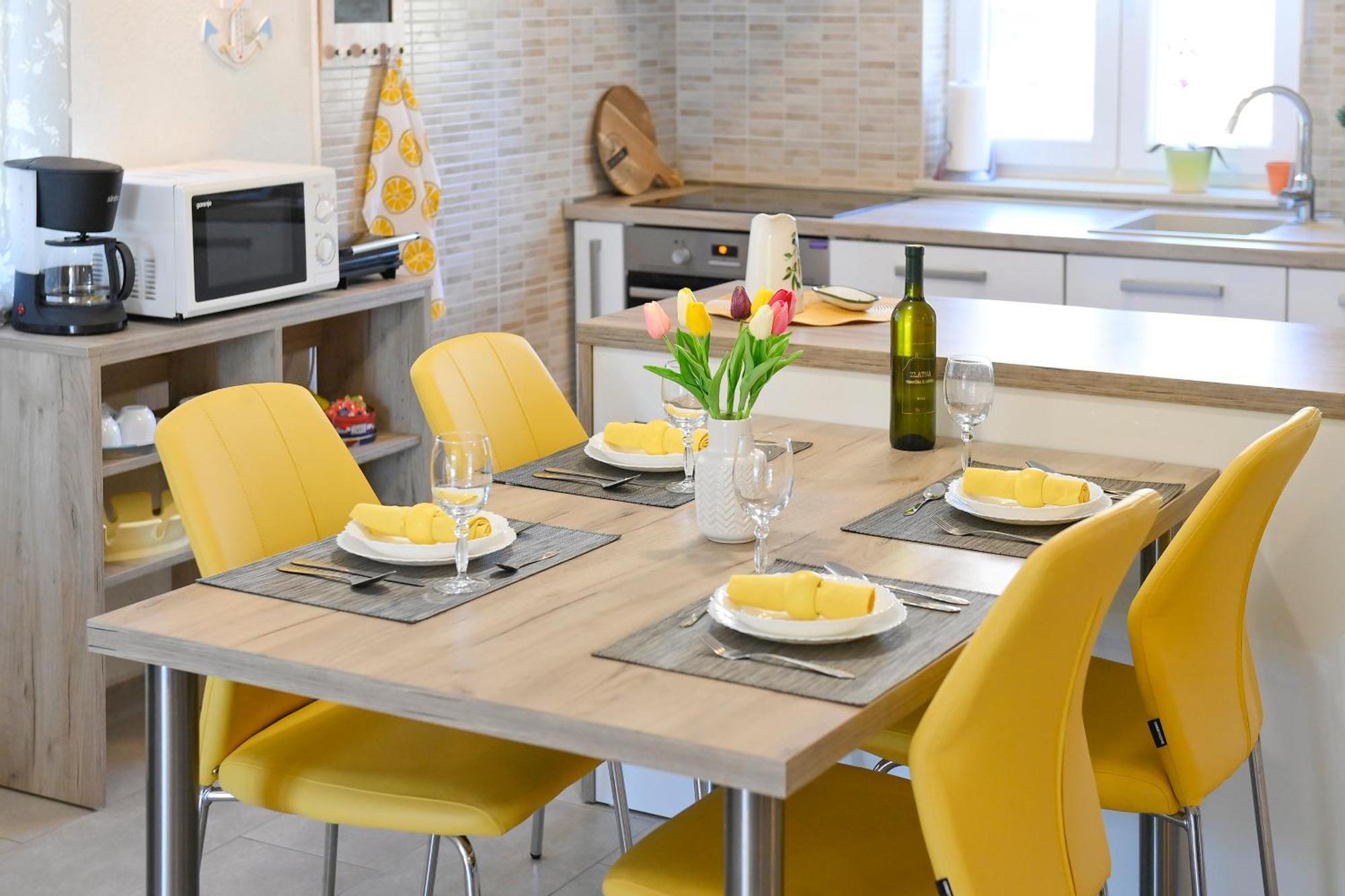 Gabonjin Vacation House Ulika מראה חיצוני תמונה