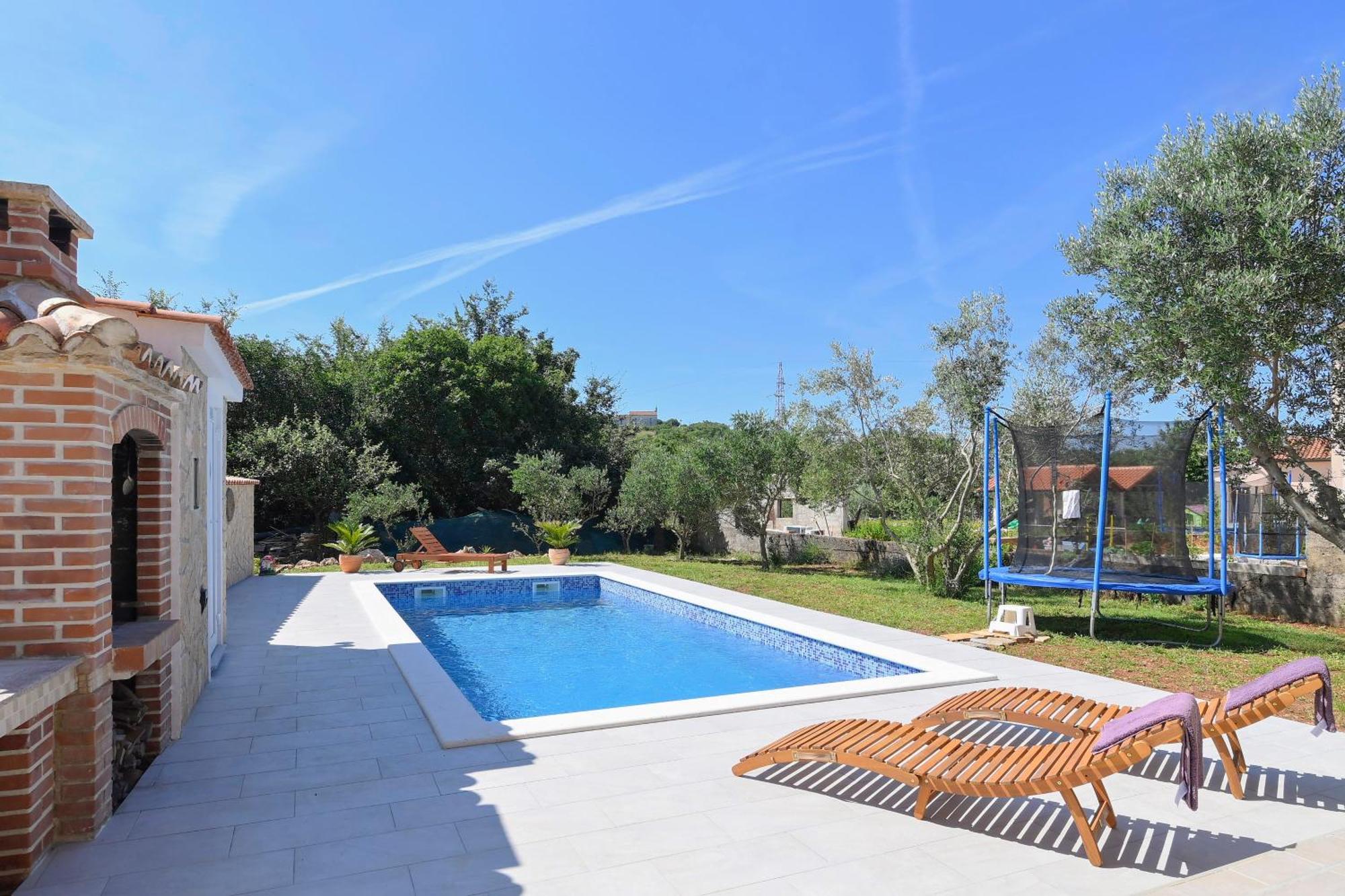 Gabonjin Vacation House Ulika מראה חיצוני תמונה